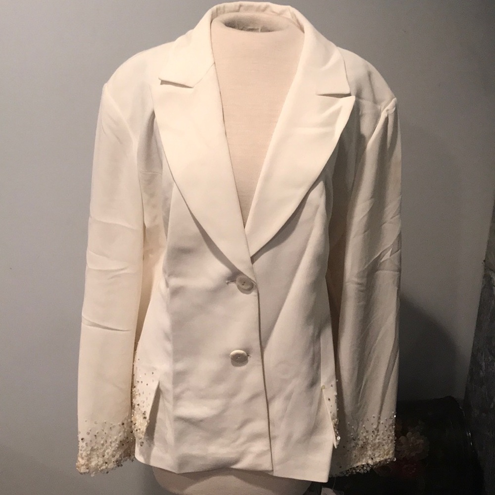 NTW Bloomingdales winter white blazer